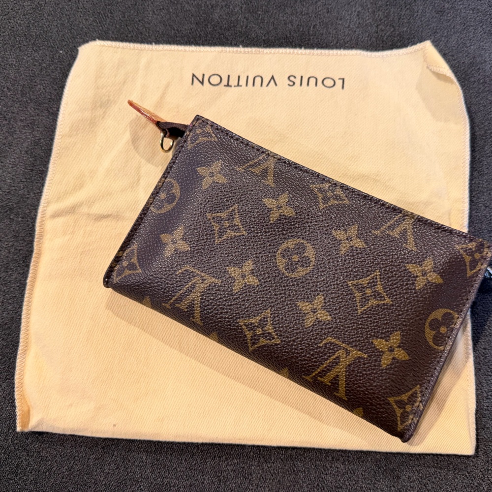Vintage Louis Vuitton Toiletry 15 Pouch